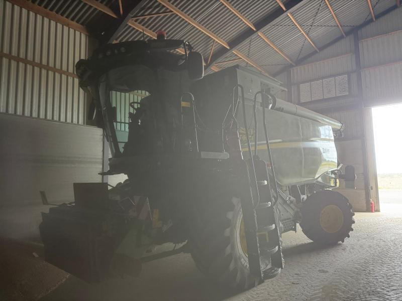 JOHN DEERE T660 - Moissonneuse-batteuse: photos 3 JOHN DEERE T660 - Moissonneuse-batteuse: photos 3