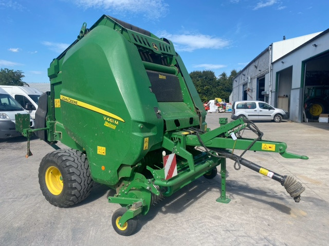 JOHN DEERE V461M - Presse à balles rondes: photos 4 JOHN DEERE V461M - Presse à balles rondes: photos 4