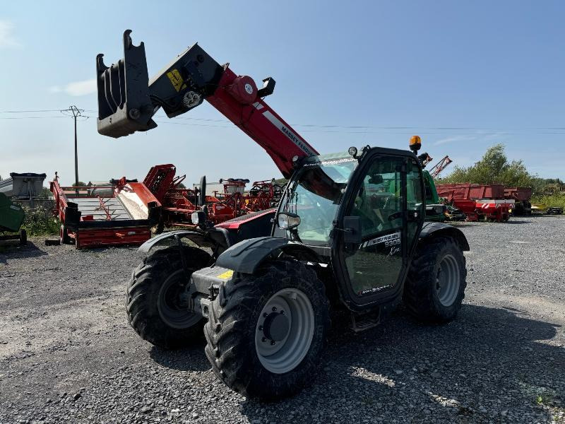 MASSEY-FERGUSON 9305 XTRA - Chariot télescopique: photos 1 MASSEY-FERGUSON 9305 XTRA - Chariot télescopique: photos 1
