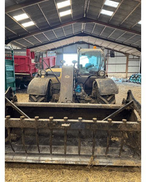 NEW-HOLLAND TH6.32S - Chariot télescopique: photos 2 NEW-HOLLAND TH6.32S - Chariot télescopique: photos 2