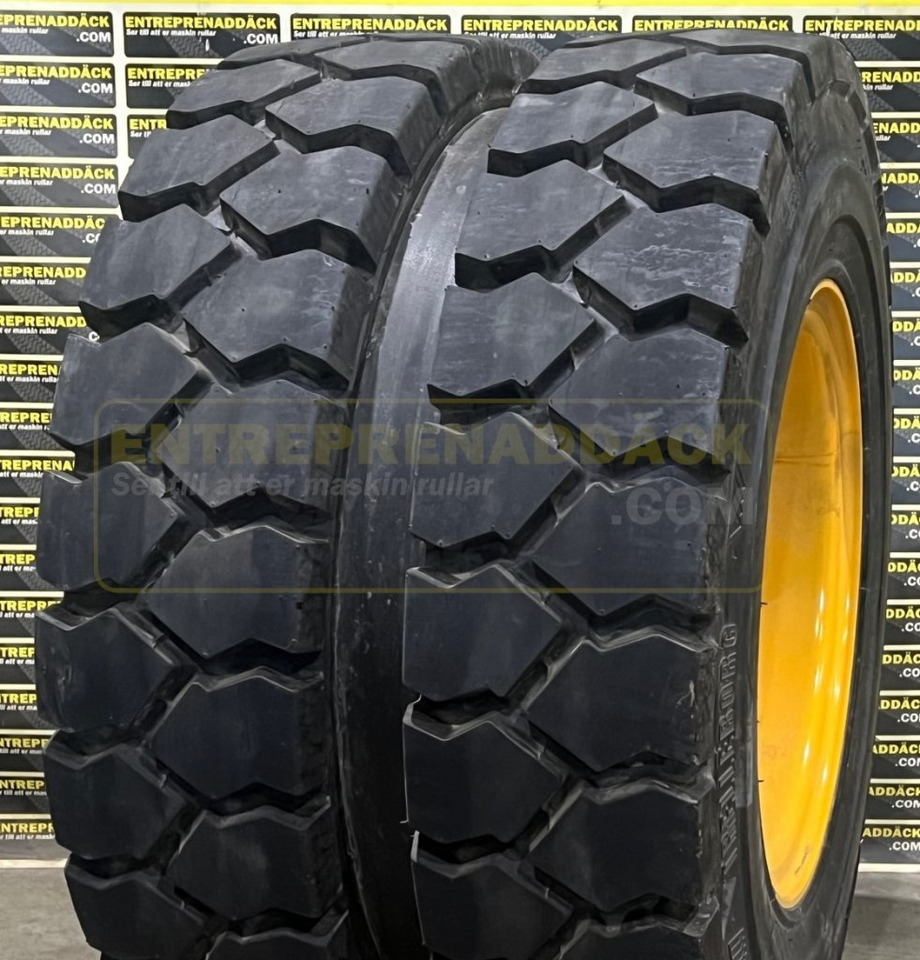 Trelleborg T-900 – Special wheel for excavators 9.00-20  - Pelle sur pneus: photos 2 Trelleborg T-900 – Special wheel for excavators 9.00-20  - Pelle sur pneus: photos 2