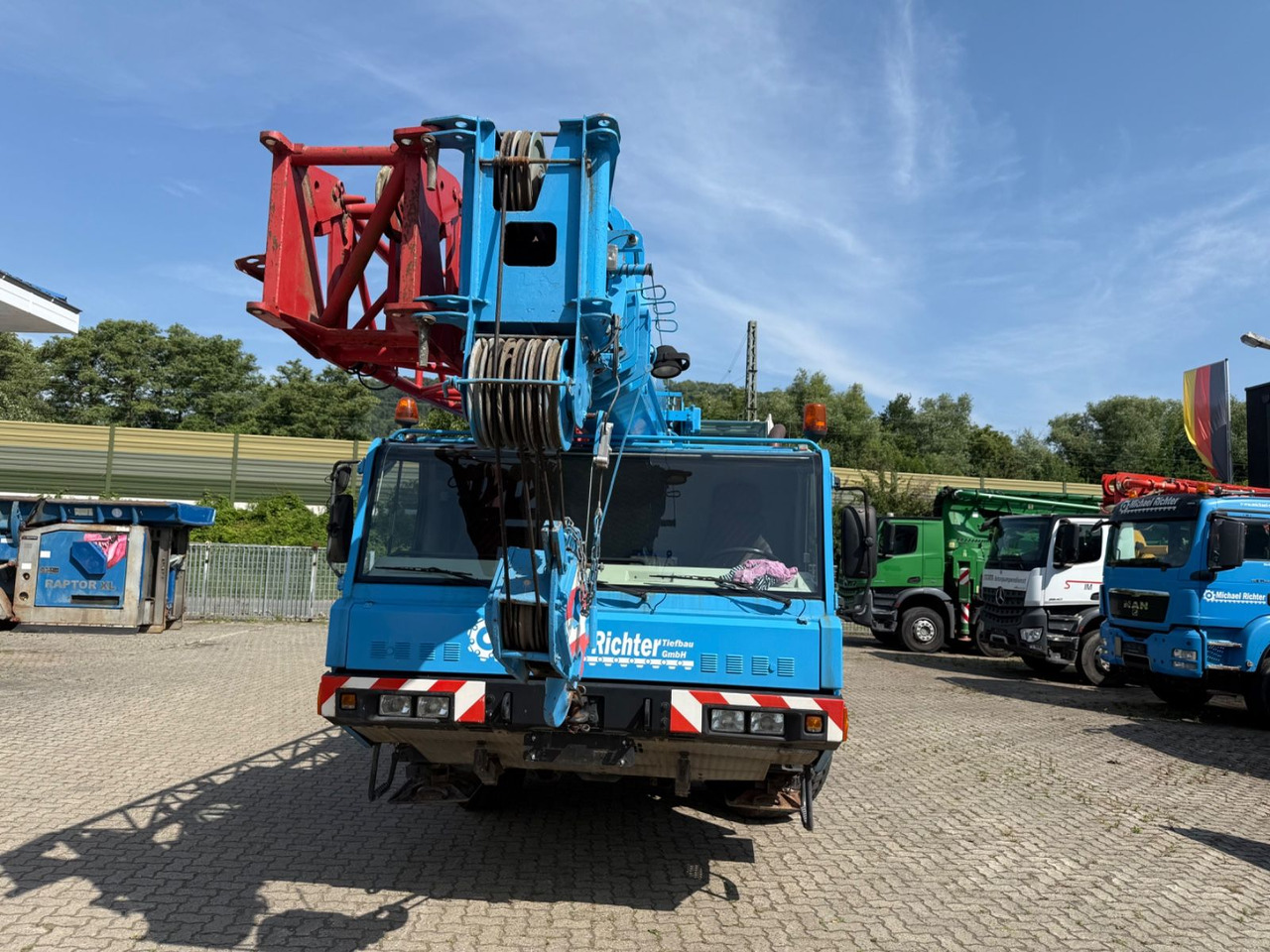Faun ATF 30-2 30 ton - Camion grue: photos 2 Faun ATF 30-2 30 ton - Camion grue: photos 2