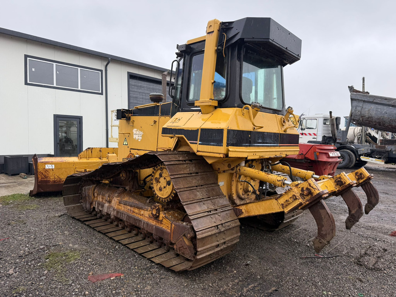 BULLDOZER CATERPILLAR D5 - Bulldozer: photos 4 BULLDOZER CATERPILLAR D5 - Bulldozer: photos 4