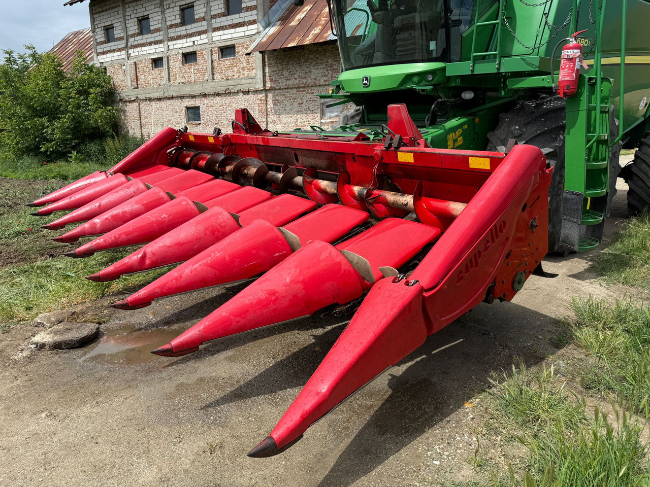 Hydraulic folding corn header Capello Quasar - Cueilleur de maïs: photos 1 Hydraulic folding corn header Capello Quasar - Cueilleur de maïs: photos 1