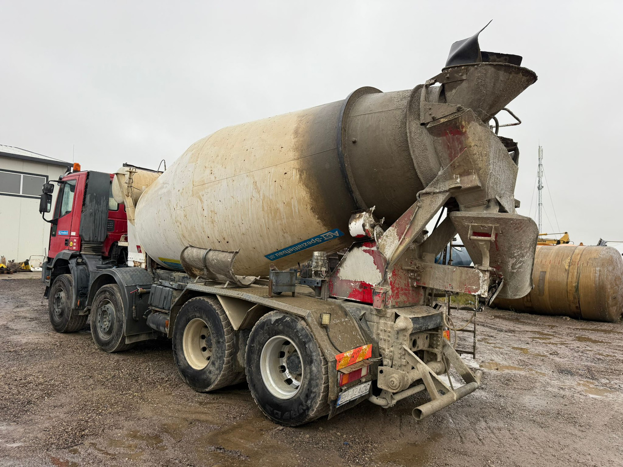 IVECO EUROTRAKKER CONCRETE MIXER - Camion malaxeur: photos 4 IVECO EUROTRAKKER CONCRETE MIXER - Camion malaxeur: photos 4