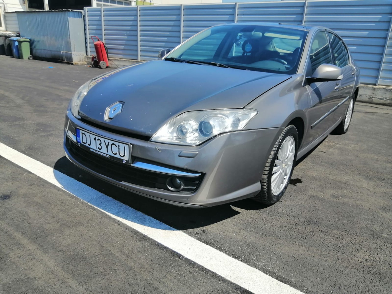 RENAULT LAGUNA 3 HATCHBACK - Berline: photos 1 RENAULT LAGUNA 3 HATCHBACK - Berline: photos 1