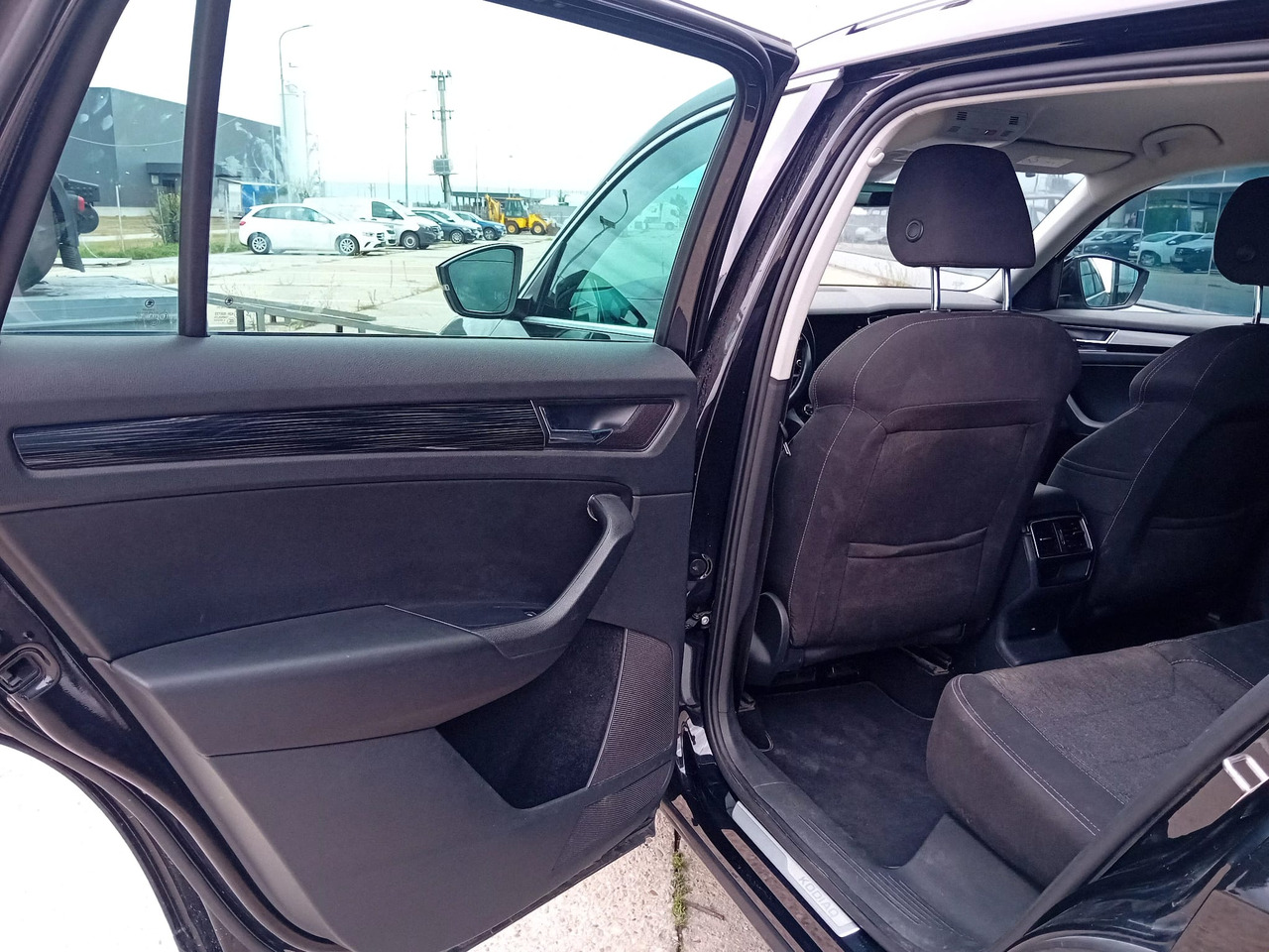 SUV SKODA KODIAQ 2.0 TDI 4×4 DSG, TOP !!!: photos 14