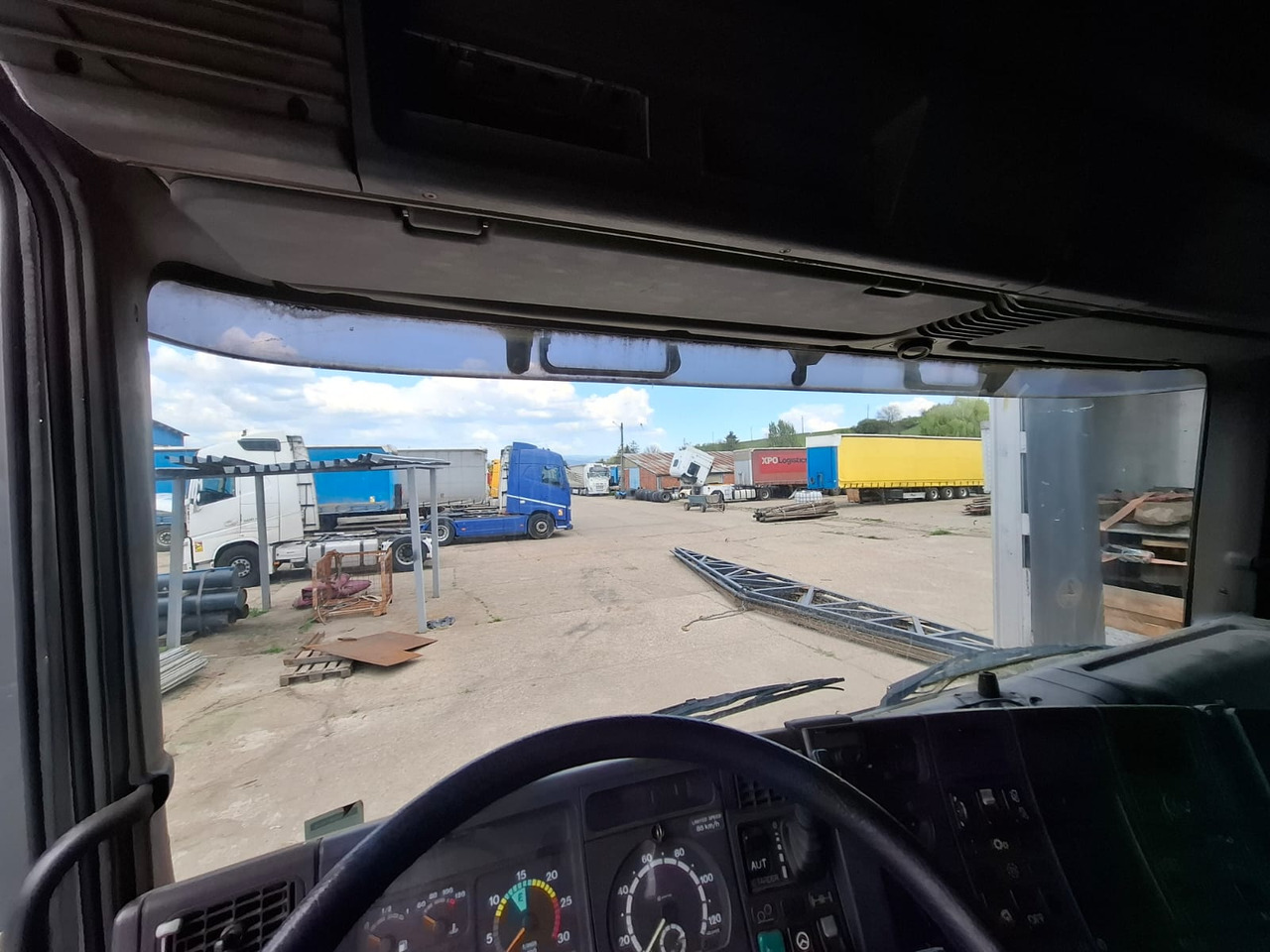 Scania B 6X2 - Tracteur routier: photos 4 Scania B 6X2 - Tracteur routier: photos 4