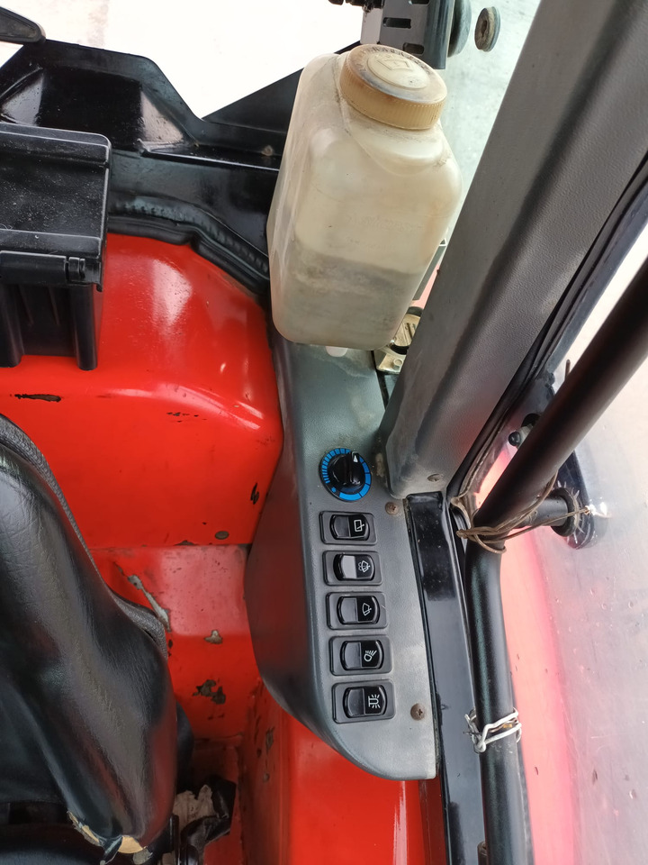 Tractor mic GOLDONI QUASAR 90 - Tracteur agricole: photos 2 Tractor mic GOLDONI QUASAR 90 - Tracteur agricole: photos 2