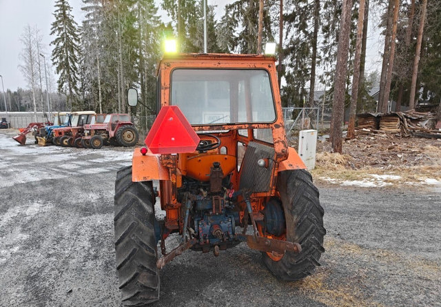 Fiat 500 hytillinen pikkutraktori - Tracteur agricole: photos 5 Fiat 500 hytillinen pikkutraktori - Tracteur agricole: photos 5