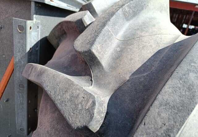 Taurus Paripyörät 18.4R38 todella hyväkuntoiset Fendt Farmer 312LSA sopivat - Roue complète pour Machine agricole: photos 5 Taurus Paripyörät 18.4R38 todella hyväkuntoiset Fendt Farmer 312LSA sopivat - Roue complète pour Machine agricole: photos 5