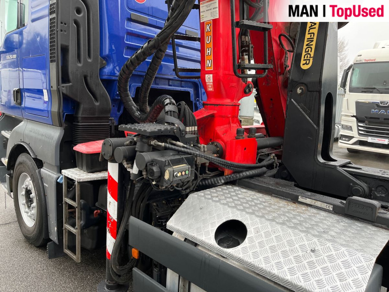 MAN TGX 28.480 6X2-2 BL Euro6 Intarder Klima AHK ZV - Camion grue, Camion ampliroll: photos 4 MAN TGX 28.480 6X2-2 BL Euro6 Intarder Klima AHK ZV - Camion grue, Camion ampliroll: photos 4