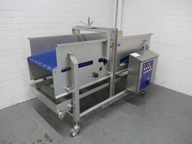 GEA flip-over drip-off conveyor Flip-over conveyor 650 - Convoyeur: photos 1 GEA flip-over drip-off conveyor Flip-over conveyor 650 - Convoyeur: photos 1