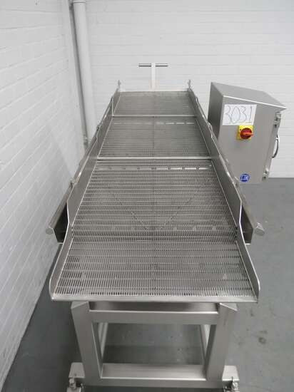 GEA vibrating gutter MultiShaker 450/1600 - Convoyeur: photos 5 GEA vibrating gutter MultiShaker 450/1600 - Convoyeur: photos 5