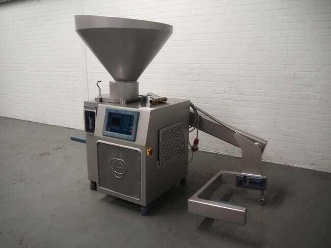 Risco vacuum filler RS605 - Machine agroalimentaire: photos 2 Risco vacuum filler RS605 - Machine agroalimentaire: photos 2