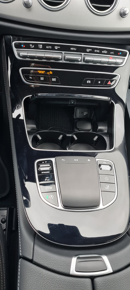 Voiture Mercedes-Benz E 400 dT 4Matic Avant LED 9G-Tronic MBUX Widescreen E 400 dT 4Matic Avant LED 9G-Tronic MBUX Widescreen Business - Paket: photos 15