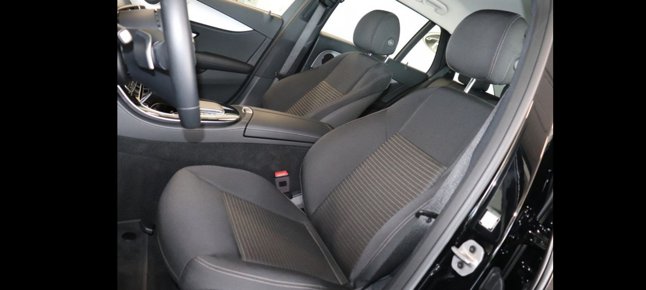 Voiture Mercedes-Benz E 400 dT 4Matic Avant LED 9G-Tronic MBUX Widescreen E 400 dT 4Matic Avant LED 9G-Tronic MBUX Widescreen Business - Paket: photos 24