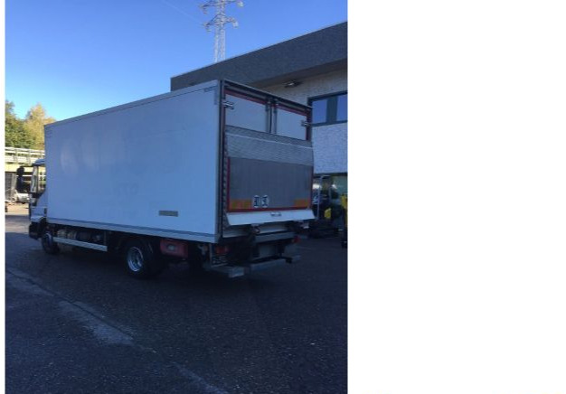 Iveco EUROCARGOeurocargo 100e19 - Camion isothermique: photos 2 Iveco EUROCARGOeurocargo 100e19 - Camion isothermique: photos 2