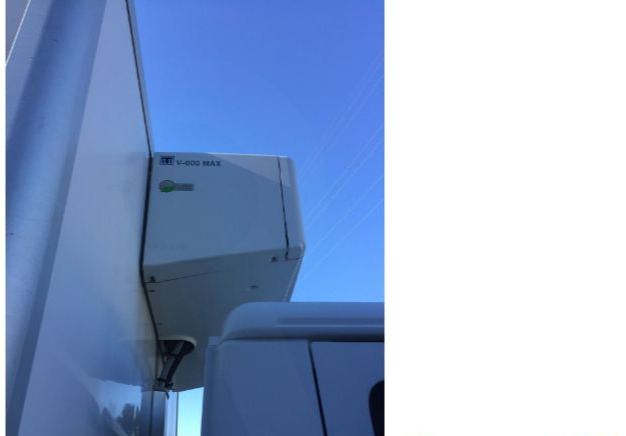 Iveco EUROCARGOeurocargo 100e19 - Camion isothermique: photos 3 Iveco EUROCARGOeurocargo 100e19 - Camion isothermique: photos 3