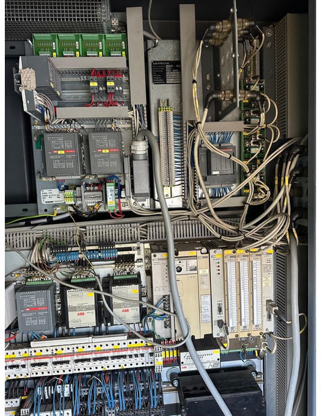 Liebherr 154EC-H6 - Grue à tour: photos 4 Liebherr 154EC-H6 - Grue à tour: photos 4