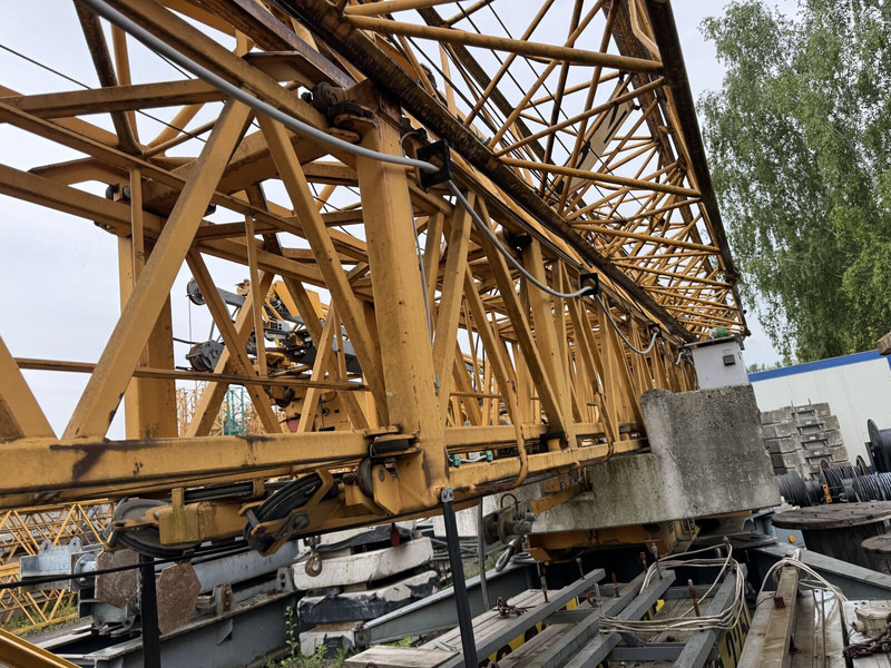 Liebherr 42K.1, 2008 yom - some Works needed - Grue à tour: photos 3 Liebherr 42K.1, 2008 yom - some Works needed - Grue à tour: photos 3