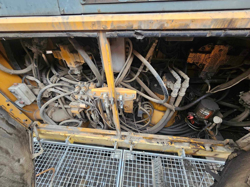 Grue sur chenilles Liebherr HS 853 HD: photos 10