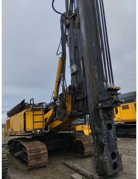 Zeppelin RG15T UM.50 + drill STDS AD3500 - Foreuse: photos 1 Zeppelin RG15T UM.50 + drill STDS AD3500 - Foreuse: photos 1