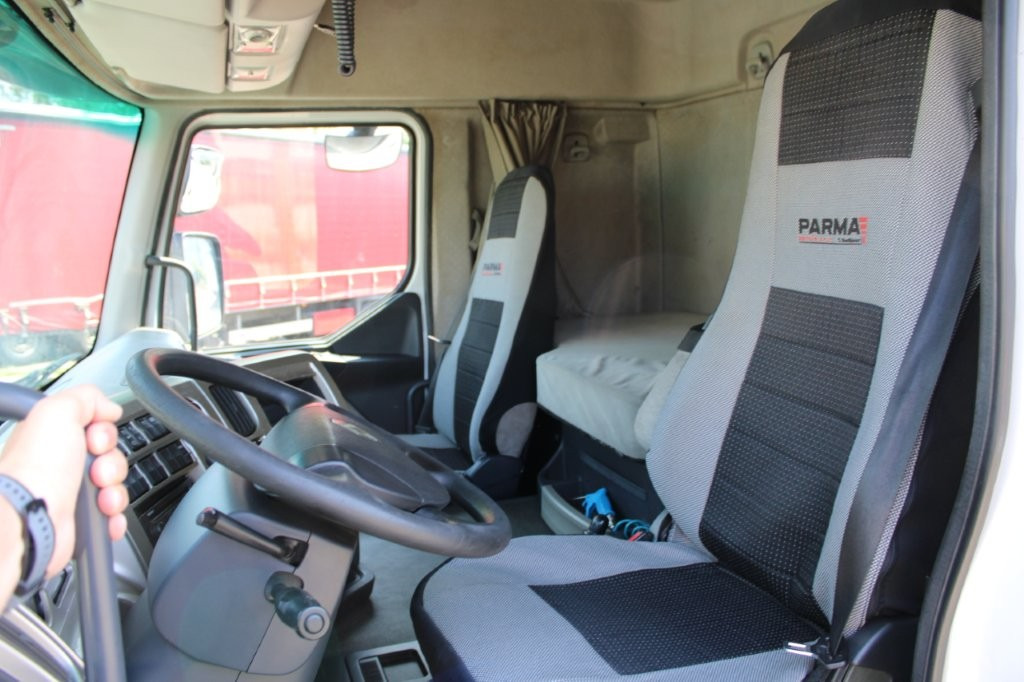 Camion à rideaux coulissants Renault PREMIUM 450DXi EURO 5: photos 7 Camion à rideaux coulissants Renault PREMIUM 450DXi EURO 5: photos 7