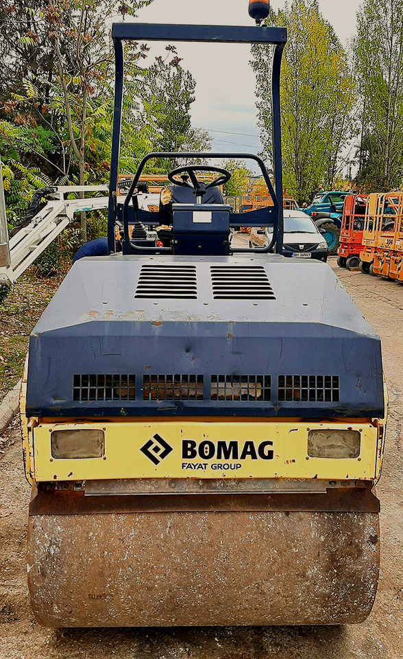 BOMAG BW 125 ADH - Mini compacteur: photos 2 BOMAG BW 125 ADH - Mini compacteur: photos 2