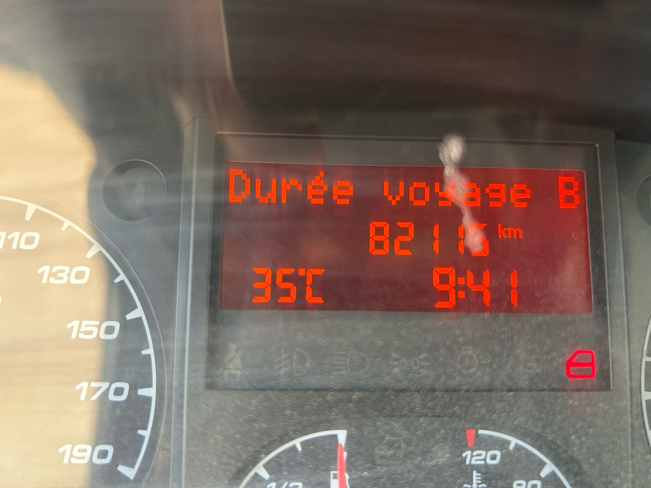 IVECO DAILY 35C13 - Utilitaire benne: photos 5 IVECO DAILY 35C13 - Utilitaire benne: photos 5