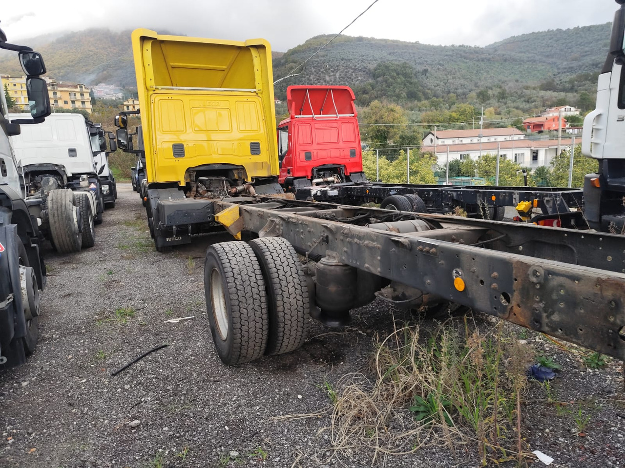 IVECO EUROCARGO 120E28P - Châssis cabine: photos 2 IVECO EUROCARGO 120E28P - Châssis cabine: photos 2