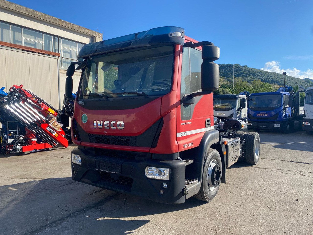 IVECO EUROCARGO 150-280 - Camion ampliroll: photos 1 IVECO EUROCARGO 150-280 - Camion ampliroll: photos 1