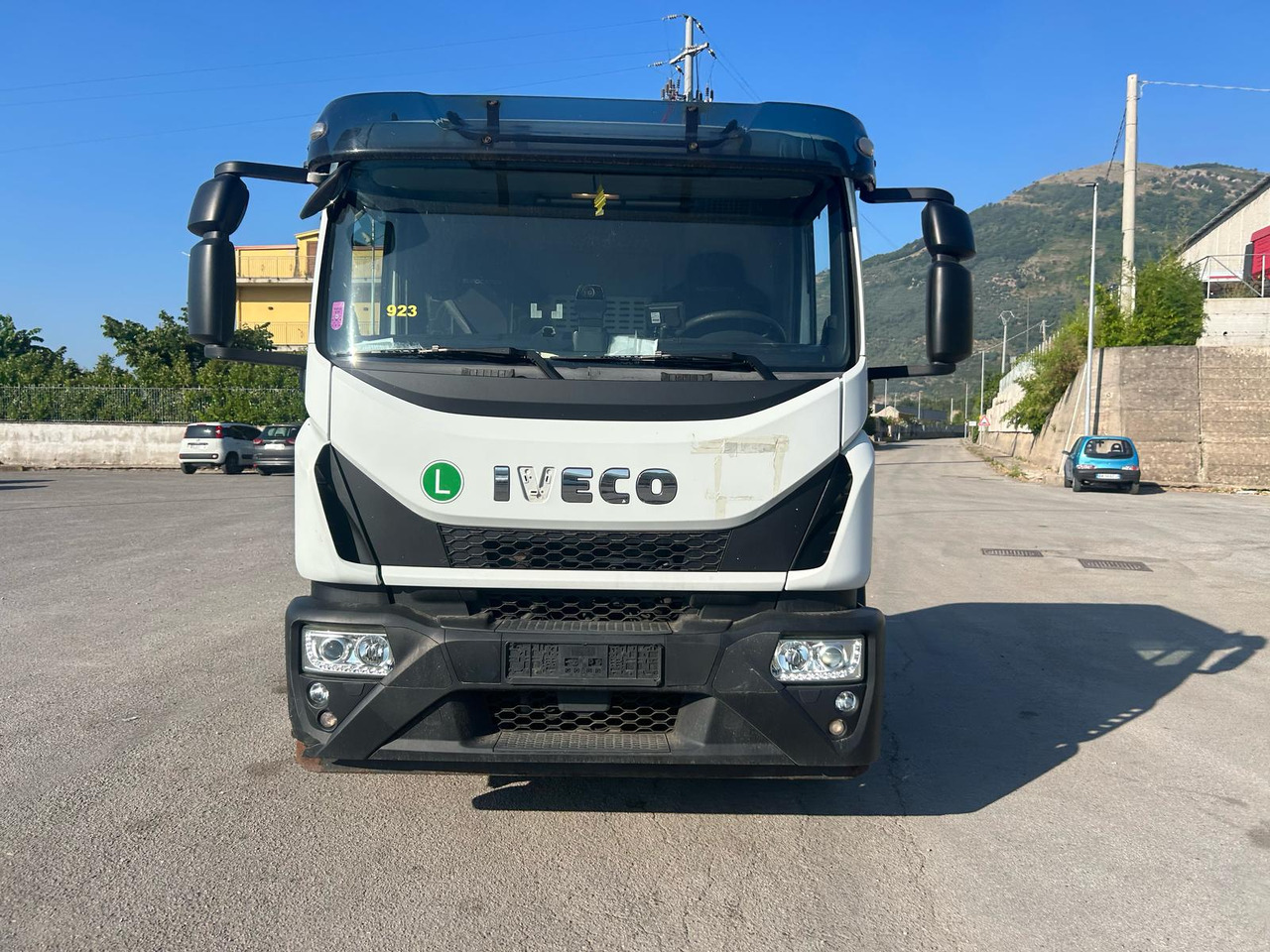IVECO EUROCARGO 180-320 - Châssis cabine: photos 5 IVECO EUROCARGO 180-320 - Châssis cabine: photos 5