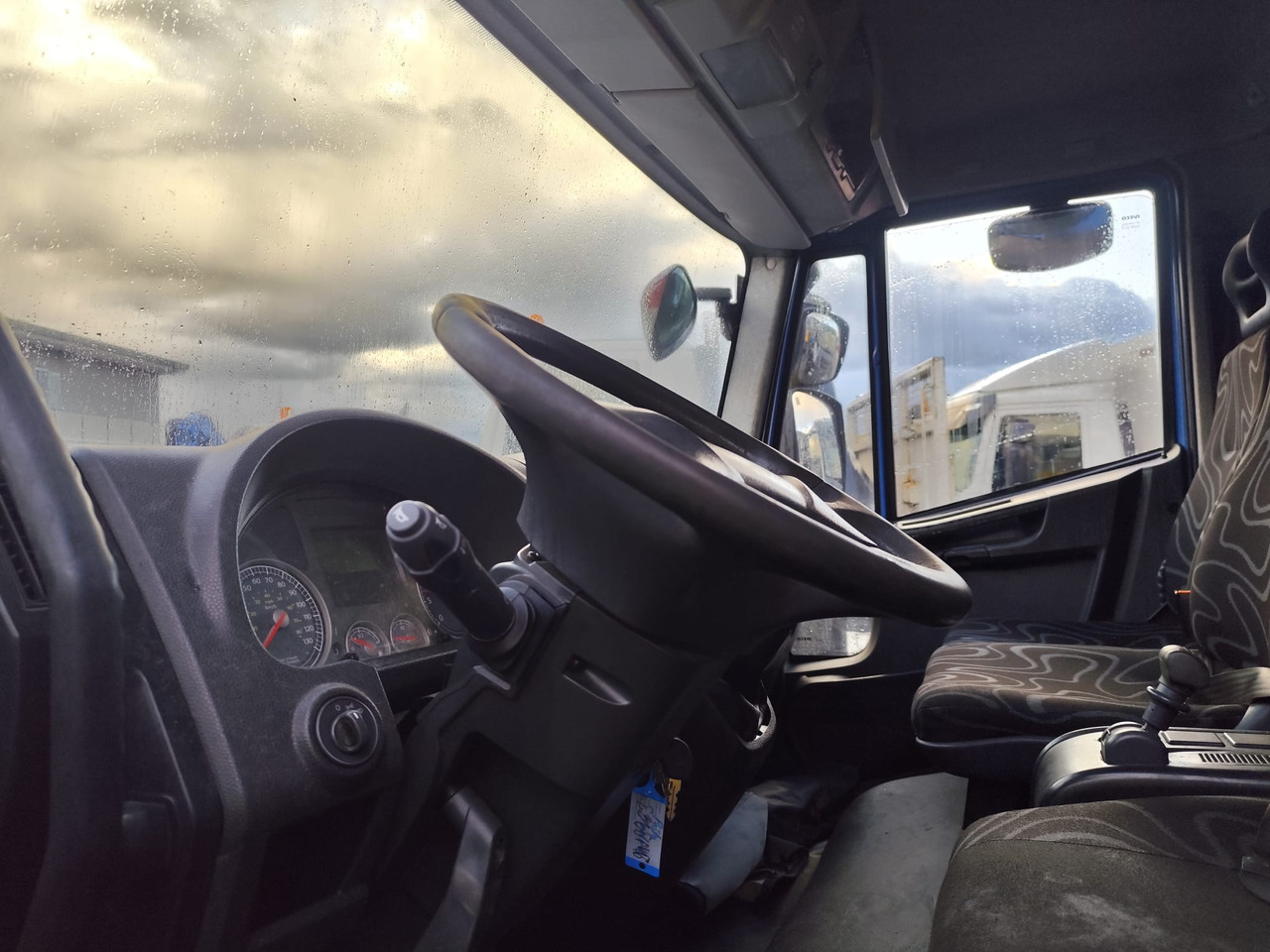 Châssis cabine IVECO EUROCARGO 190EL28: photos 6