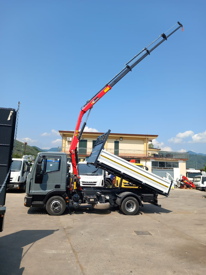 Camion grue IVECO EUROCARGO 80E22: photos 22