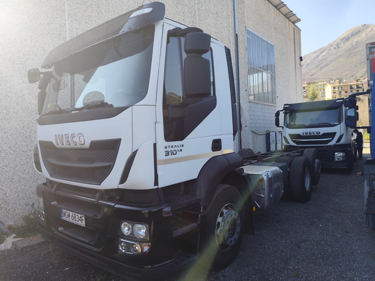 IVECO STRALIS AD 260S31 XP - Châssis cabine: photos 4 IVECO STRALIS AD 260S31 XP - Châssis cabine: photos 4