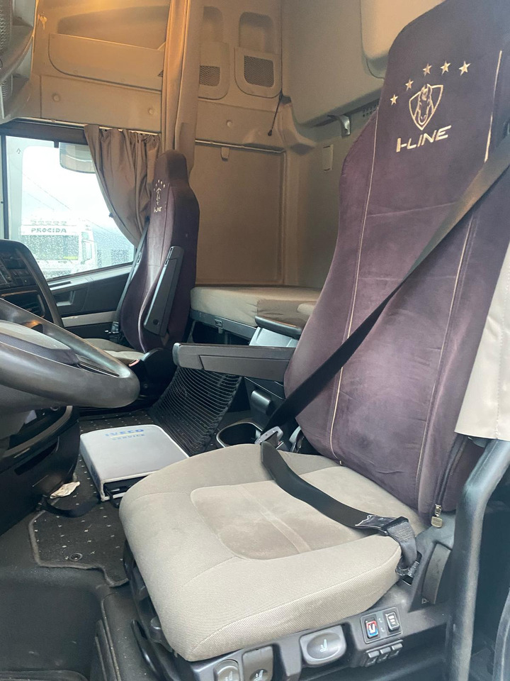 IVECO STRALIS AS 260S46 - Camion plateau: photos 5 IVECO STRALIS AS 260S46 - Camion plateau: photos 5