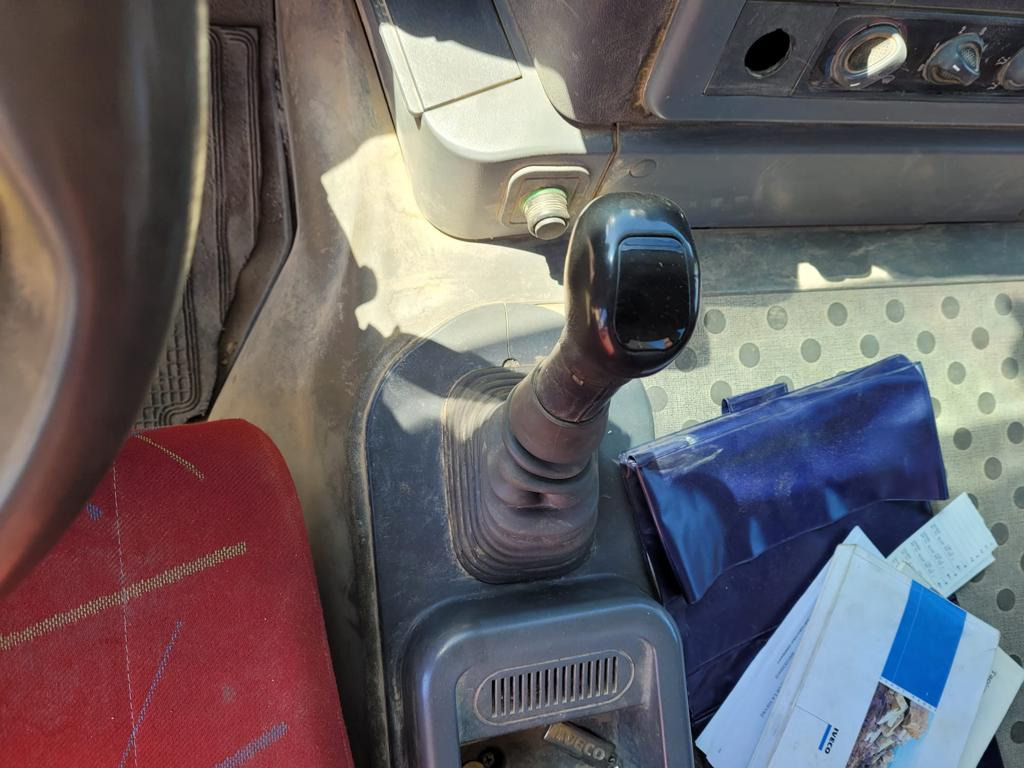 Camion grue, Camion benne IVECO TRAKKER 260T36: photos 29 Camion grue, Camion benne IVECO TRAKKER 260T36: photos 29