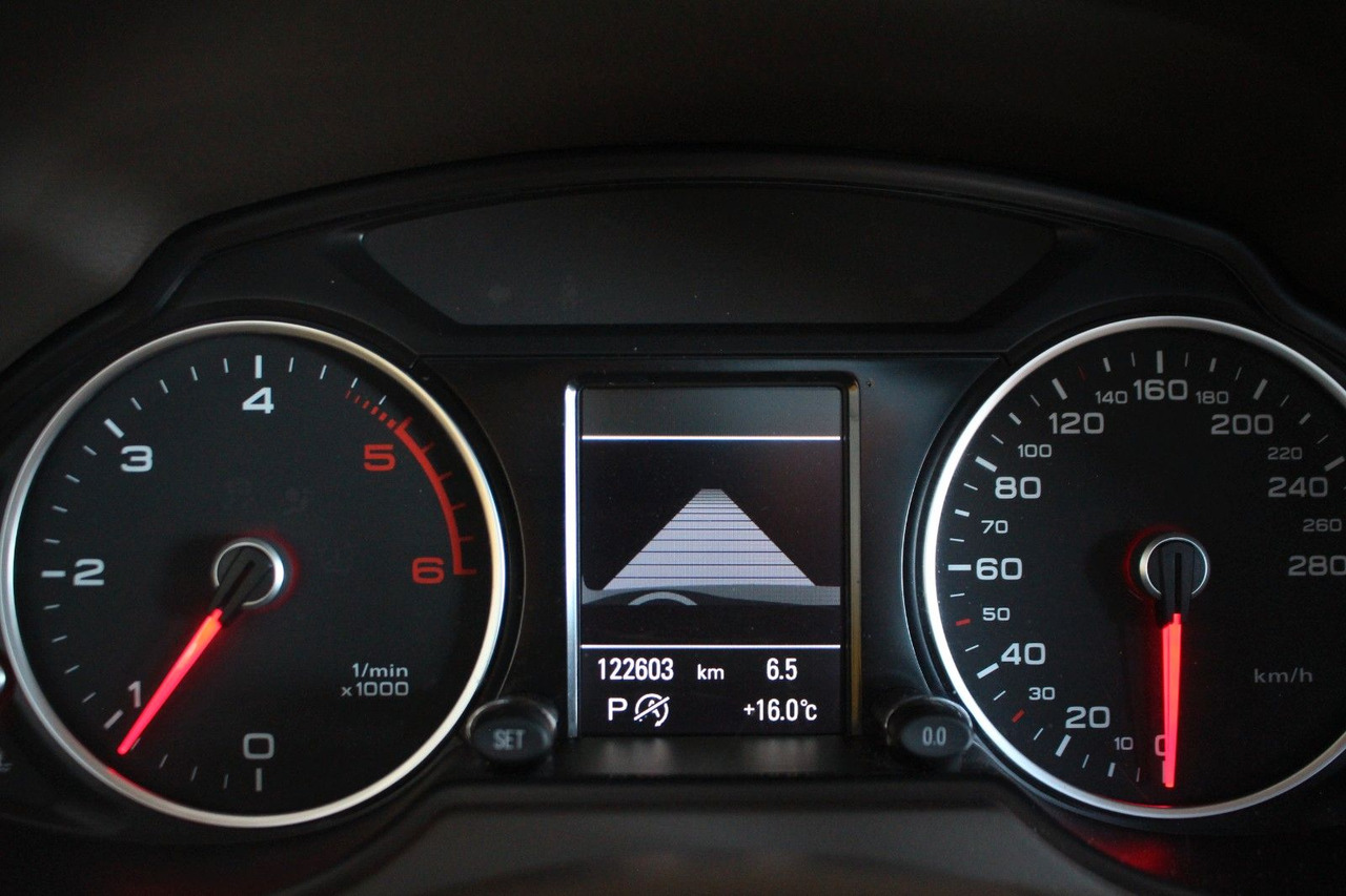 SUV Audi Q5 2.0 TDI  S-tronic quattro Panorama Kamera ACC: photos 18