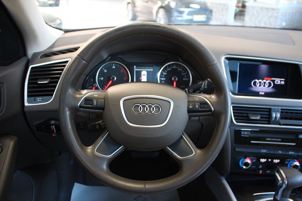 SUV Audi Q5 2.0 TDI  S-tronic quattro Panorama Kamera ACC: photos 13