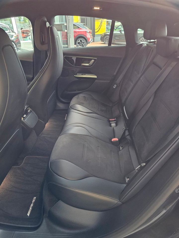 Mercedes-Benz EQE 350 AMG Edition ACC Memory eHeckkl. - Voiture: photos 5 Mercedes-Benz EQE 350 AMG Edition ACC Memory eHeckkl. - Voiture: photos 5