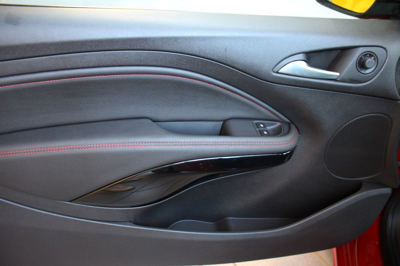 Voiture Opel Adam S Recaro Nappa Leder Dachspoiler SHZ: photos 10