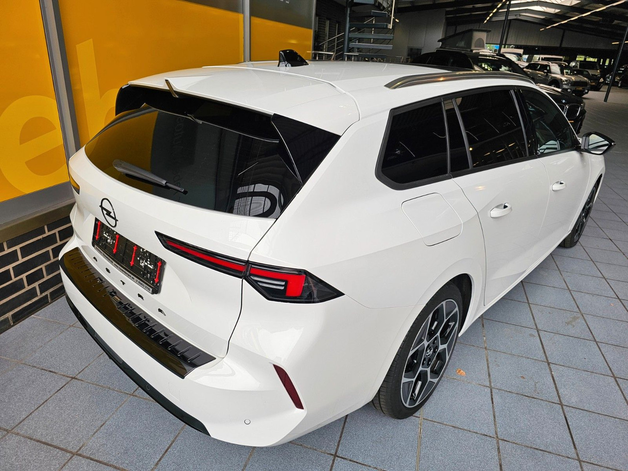 Opel Astra L 1.5 Ultimate Schiebedach Memory ACC AHK - Voiture break: photos 3 Opel Astra L 1.5 Ultimate Schiebedach Memory ACC AHK - Voiture break: photos 3