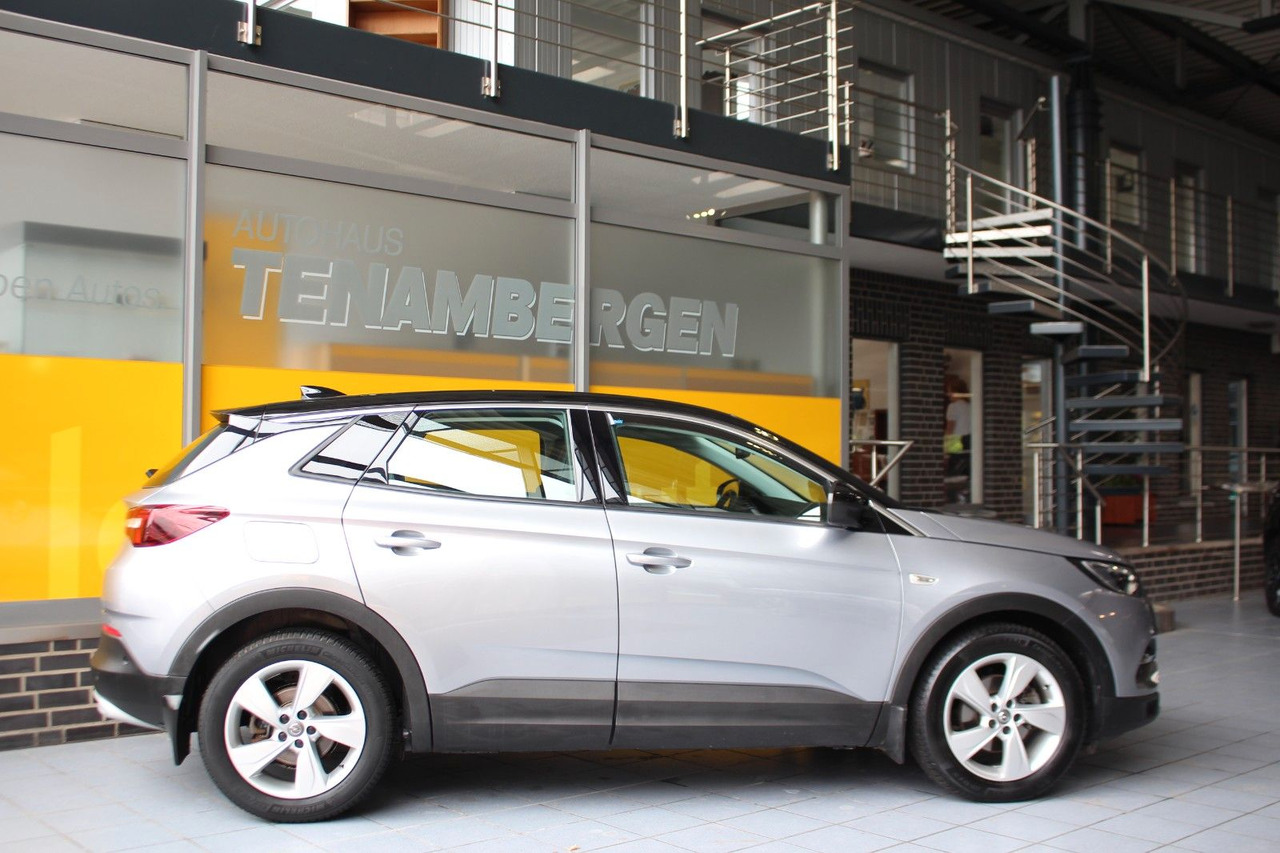 Opel Grandland (X) 2.0 Inno Kamera Keyless LED AHK - SUV: photos 3 Opel Grandland (X) 2.0 Inno Kamera Keyless LED AHK - SUV: photos 3