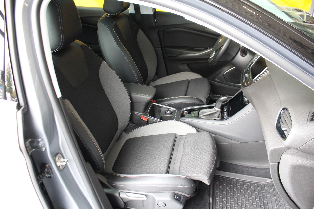 Opel Grandland (X) 2.0 Inno Kamera Keyless LED AHK - SUV: photos 5 Opel Grandland (X) 2.0 Inno Kamera Keyless LED AHK - SUV: photos 5