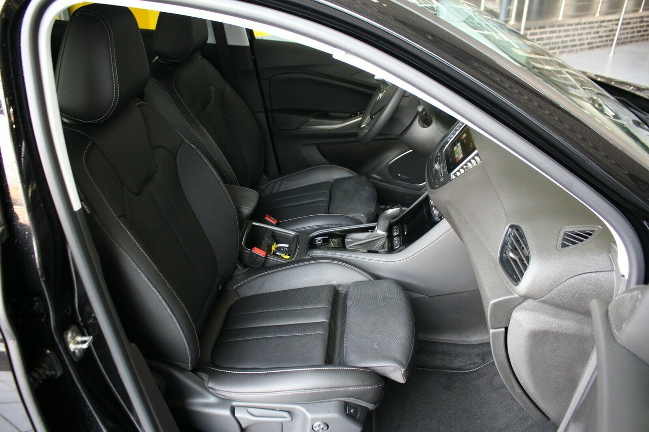 SUV Opel Grandland X Ultimate Leder 360°Kamera DAB: photos 9