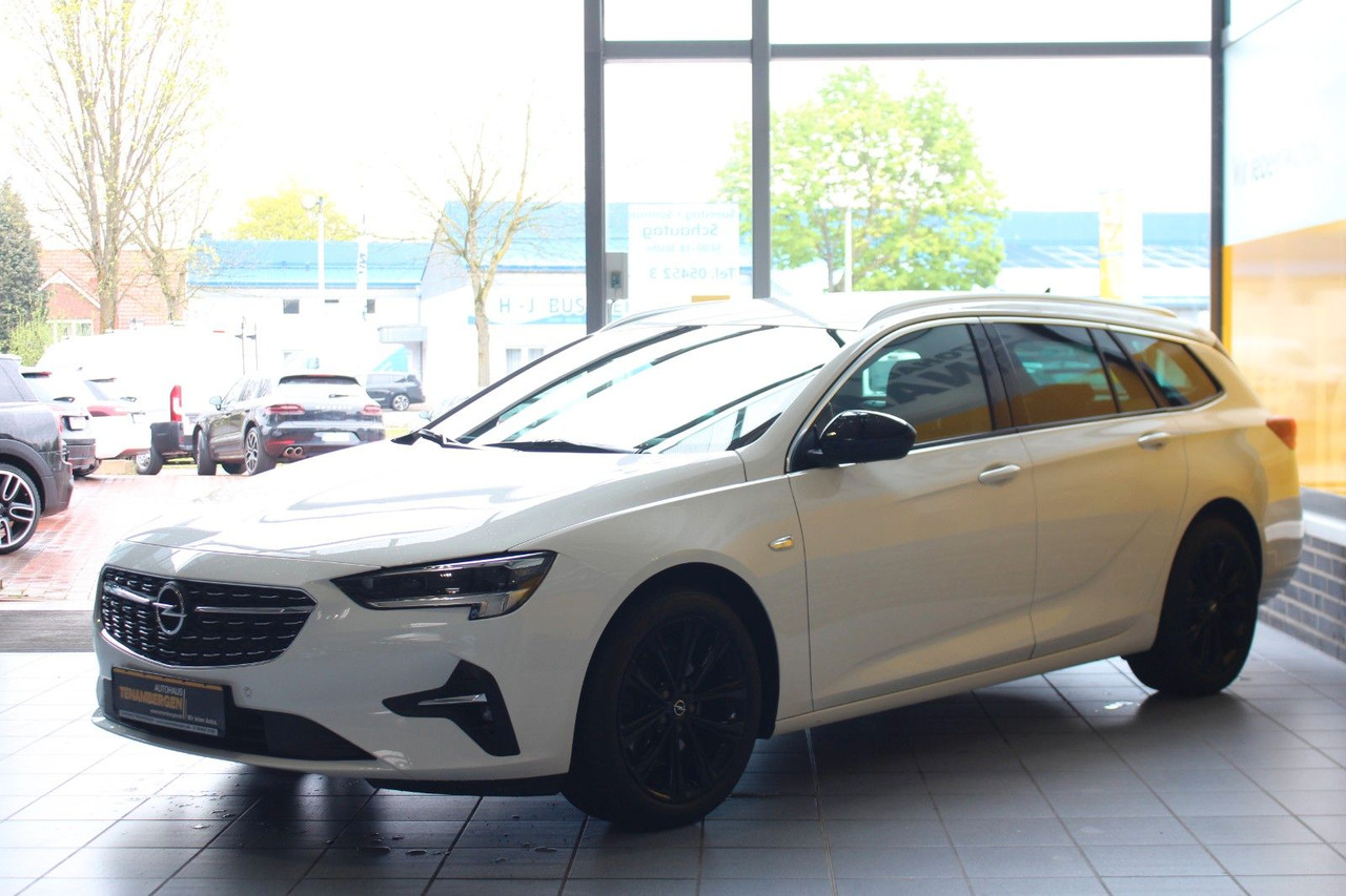 Opel Insignia B ST 4x4 Leder Massage Bose Matrix AHK - Voiture: photos 4 Opel Insignia B ST 4x4 Leder Massage Bose Matrix AHK - Voiture: photos 4
