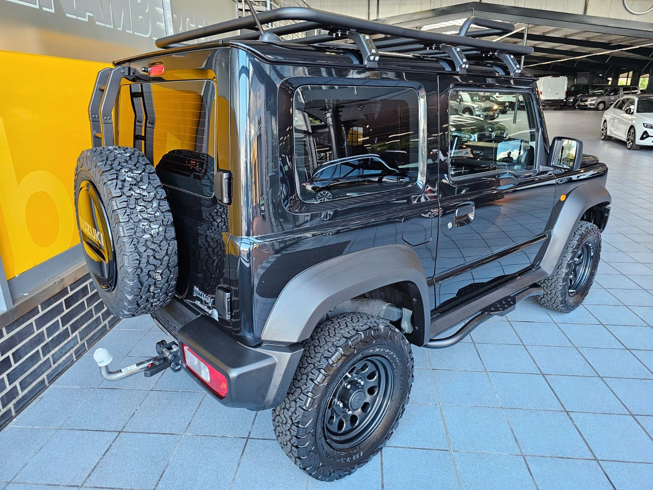Suzuki Jimny Comfort AllGrip Leiter Dachträger Federn - SUV: photos 4 Suzuki Jimny Comfort AllGrip Leiter Dachträger Federn - SUV: photos 4
