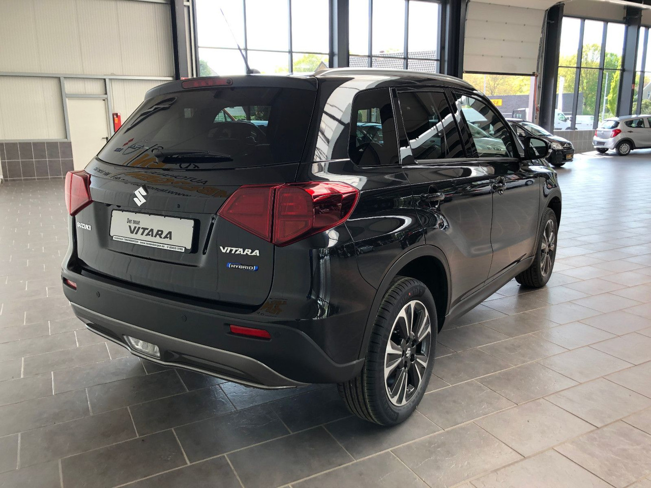 Suzuki Vitara 1.5 Hybrid Comfort+Automatik/ Panor.-Dach - SUV: photos 3 Suzuki Vitara 1.5 Hybrid Comfort+Automatik/ Panor.-Dach - SUV: photos 3
