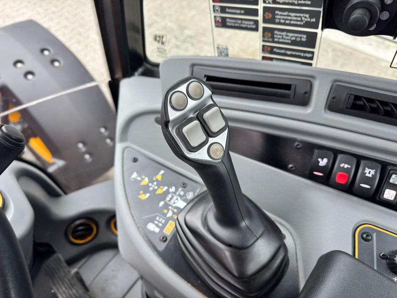 Chargeuse sur pneus neuf JCB 409 JCB 409 40km/h Nordic Edition: photos 14